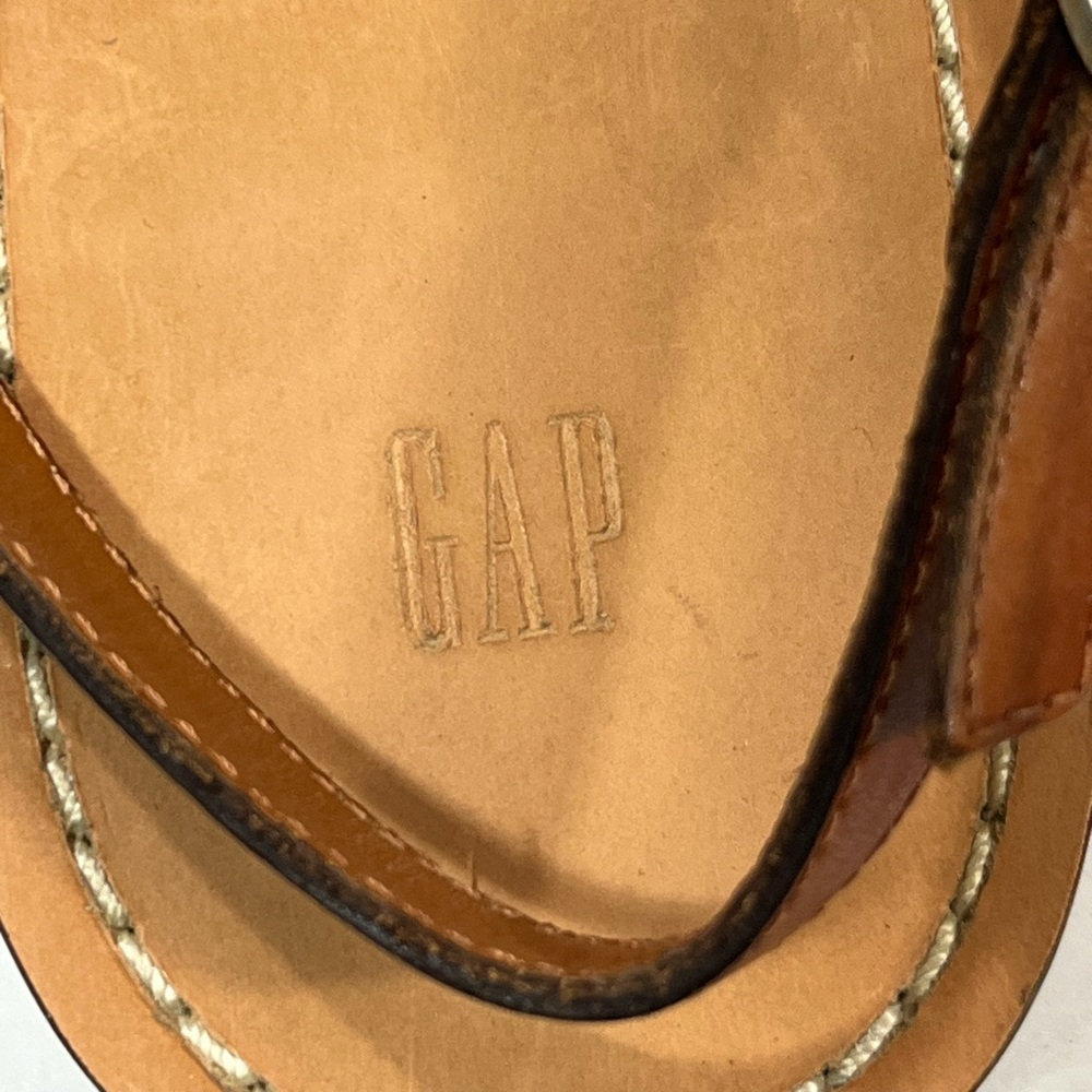 GAP Brown Leather Thong Sandals Ankle Strap Buckle Women’s Size 8 Flat - Picture 6 of 7